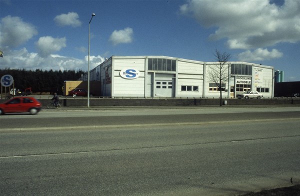 Vejlevej, dækfirma, autodele, blomster