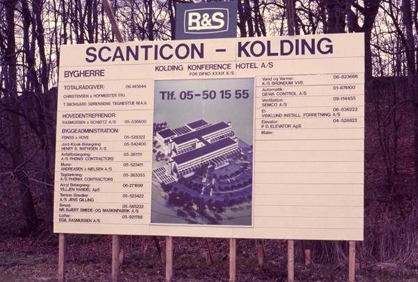 Skilt ved Ndr. Ringvej om byggeriet af Scanticon