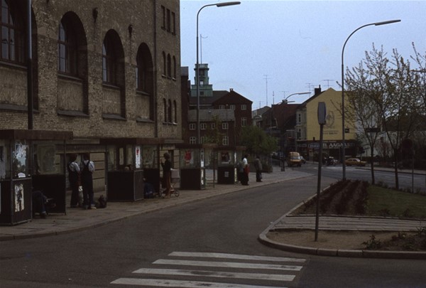 Rutebilsholdeplads ved det tidligere gymnasium ved Torvegade i Kolding.