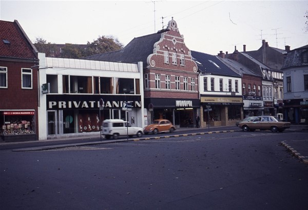 Privatbanken - Monopol - glarmester Vilgers nye butik
