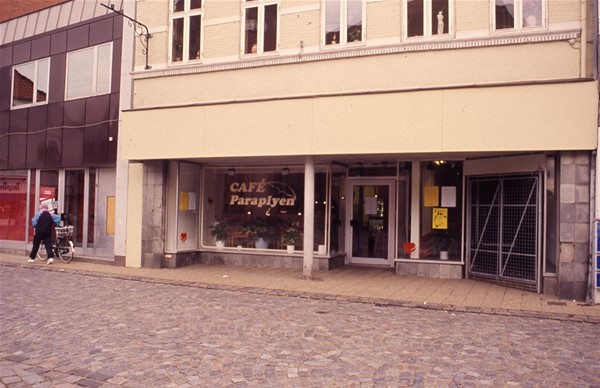 Ny social café 