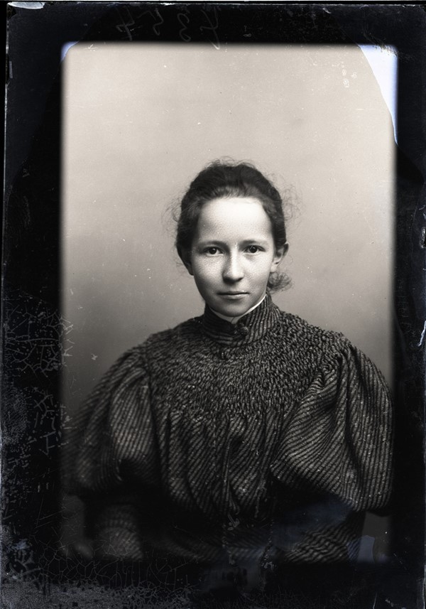 Martha  Friis